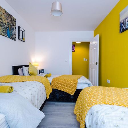 Opp Liverpool - Perfect For Contractors And Travellers, Big Savings Booking 4 Nights Or More! Apartman Kültér fotó