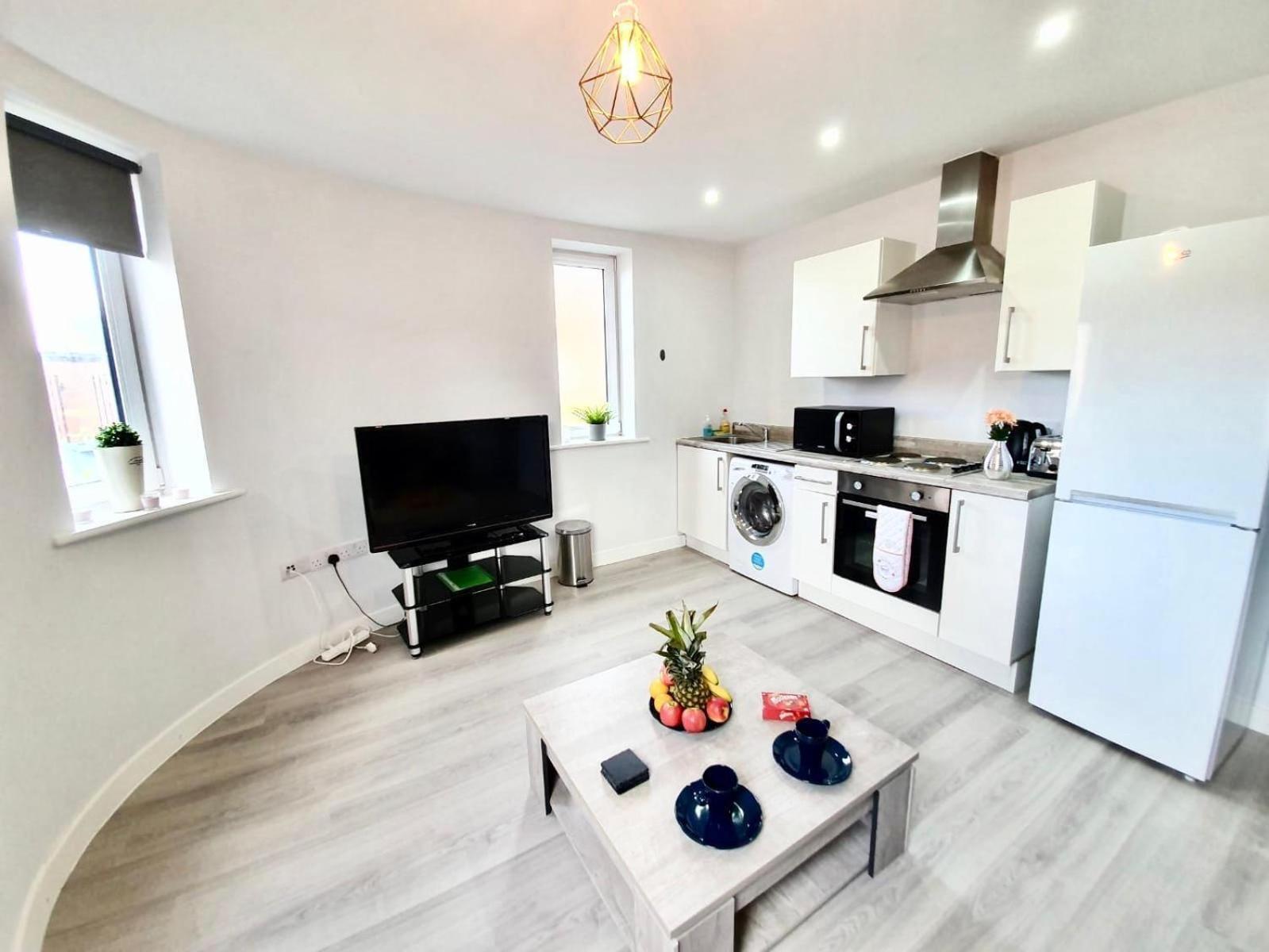 Opp Liverpool - Perfect For Contractors And Travellers, Big Savings Booking 4 Nights Or More! Apartman Szoba fotó