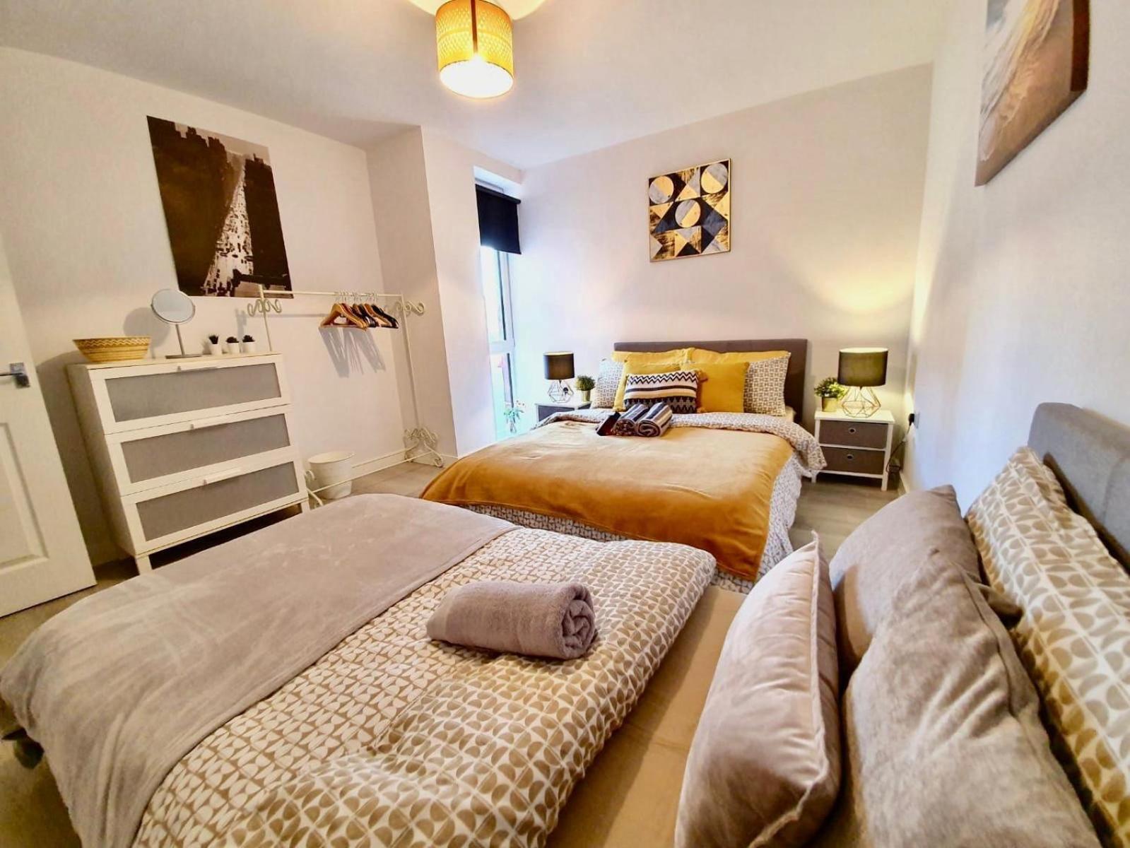 Opp Liverpool - Perfect For Contractors And Travellers, Big Savings Booking 4 Nights Or More! Apartman Szoba fotó